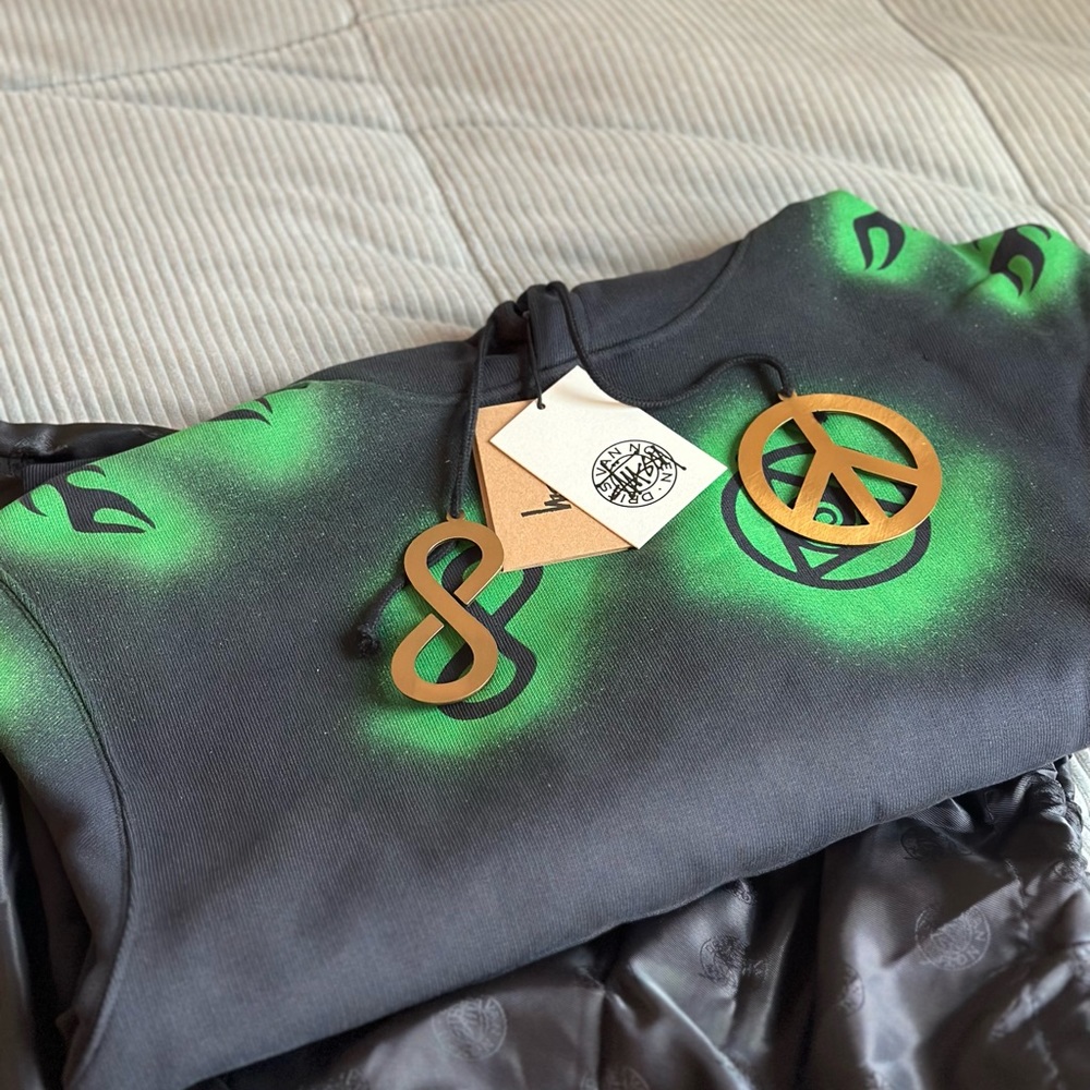 ** SOLD ** - Picture 4 of 10